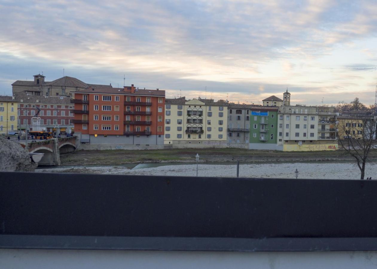 Suite Sul Fiume Парма Екстериор снимка